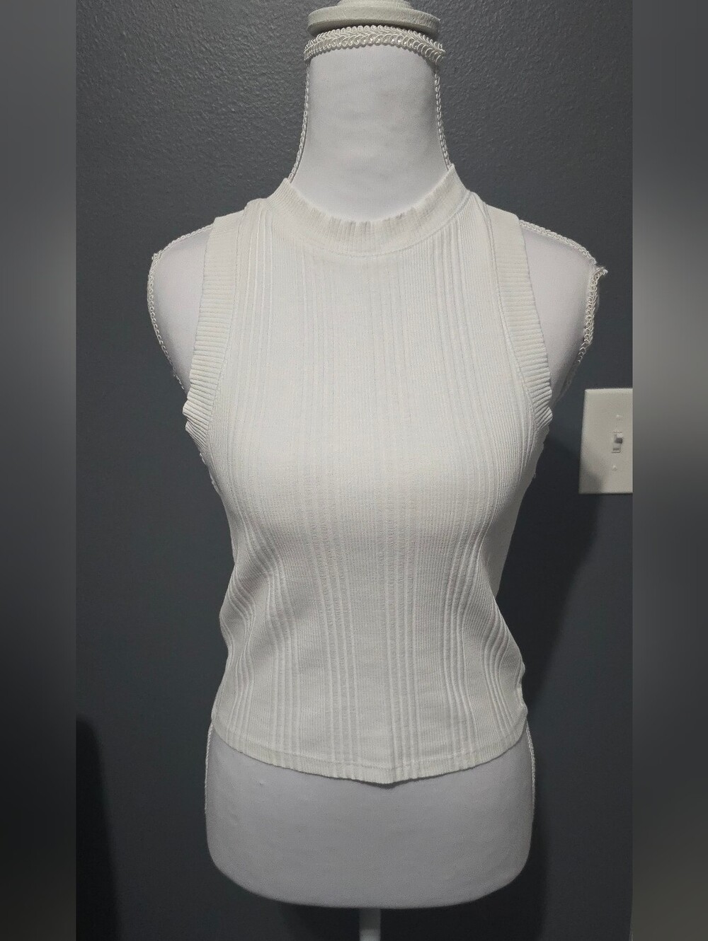 Zara White Ribbed Mock Neck Tank